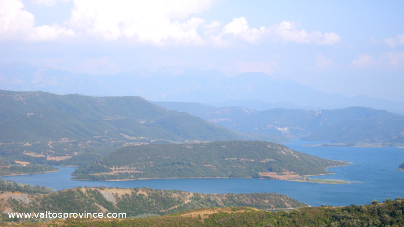Αγία Παρασκευή Σαρδινίων, Μονή Παναγίας Βαρετάδας, Μπαμπαλιό και Λίμνη Καστρακίου!